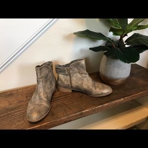 BC metallic ankle bootie, 9.5